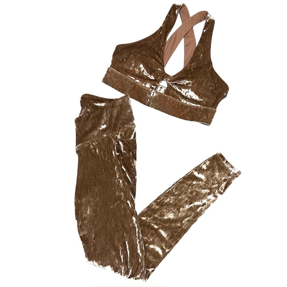 Fabletics Gold Velour Sports Bra Top and Leggings Outfit Set Size Medium